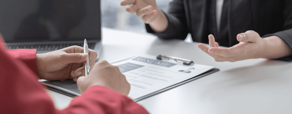 Top Skills Employers in the UAE Look for in Business Graduates