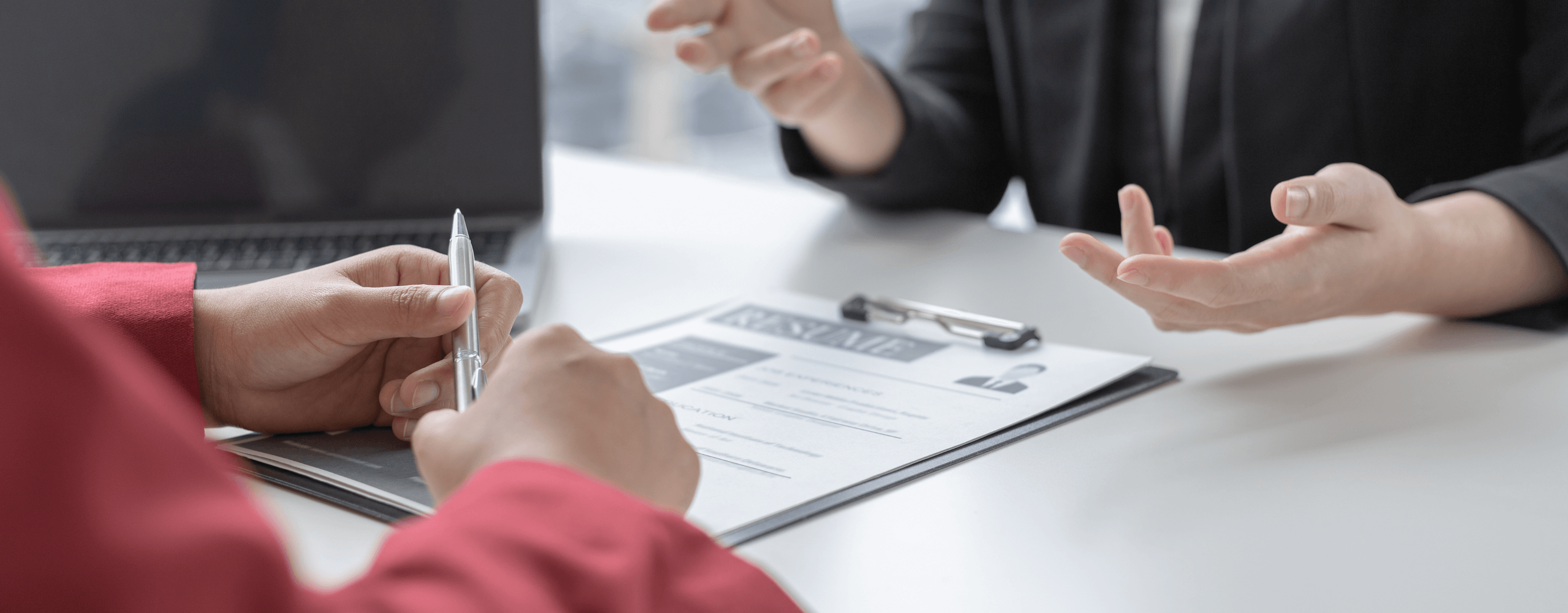 Top Skills Employers in the UAE Look for in Business Graduates